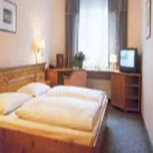Hotel Gasthof Zur Post Munich